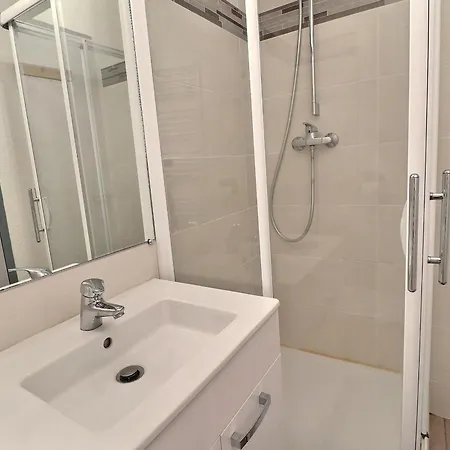 Appartamento Confortable 2 Pièces + Cabine, Skis Aux Pieds - Fr-1-182a-35 *