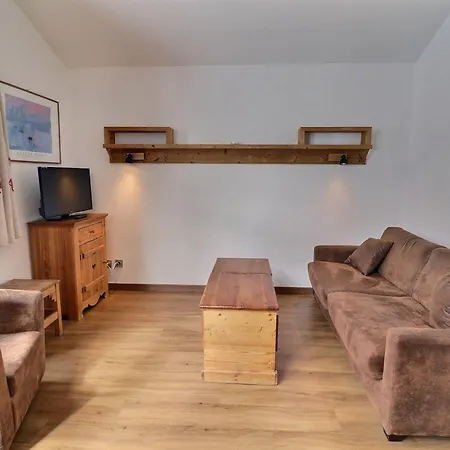 Apartment 2 Pieces + Cabine, Skis Aux Pieds, Proche Commerces - Fr-1-182a-35 Courchevel