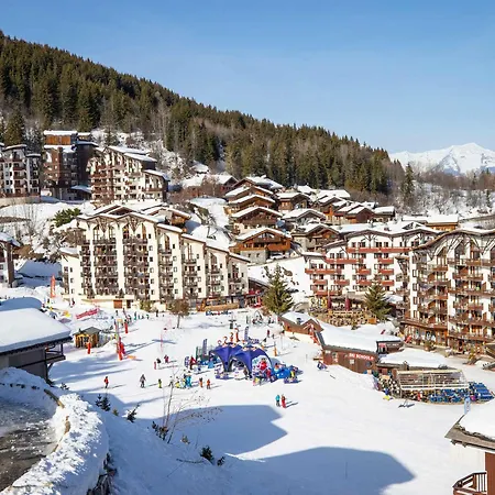 La Tania : 2 Pieces Cabine, 6 Pers, Balcon, Tv, Non-fumeur - Fr-1-182a-35 Courchevel