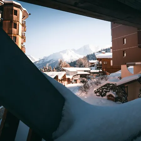 2 Pièces + Cabine, Skis Aux Pieds, Proche Commerces - Fr-1-182a-35 Courchevel