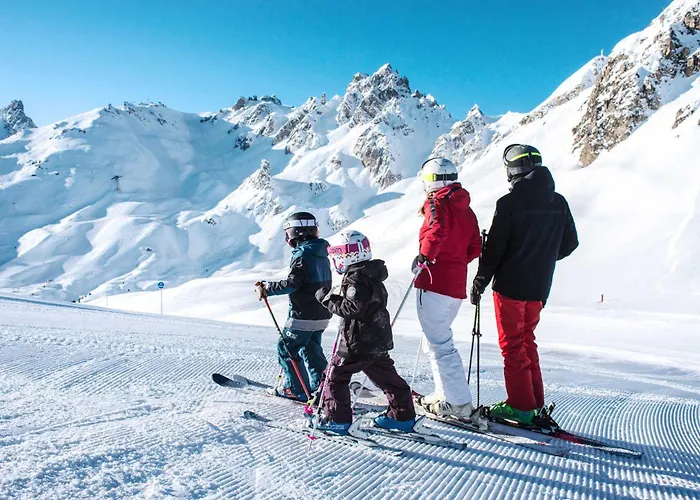 2 Pieces + Cabine, Skis Aux Pieds, Proche Commerces - Fr-1-182a-35 Апартаменти *